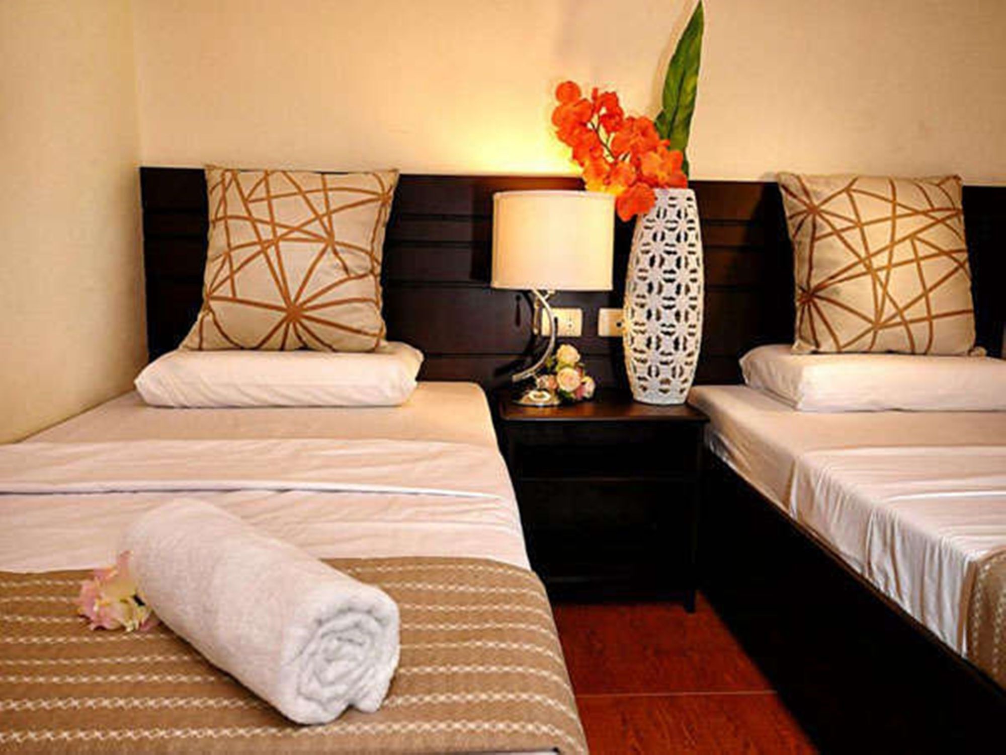 Reddoorz Near Victoria Mall Davao City מראה חיצוני תמונה