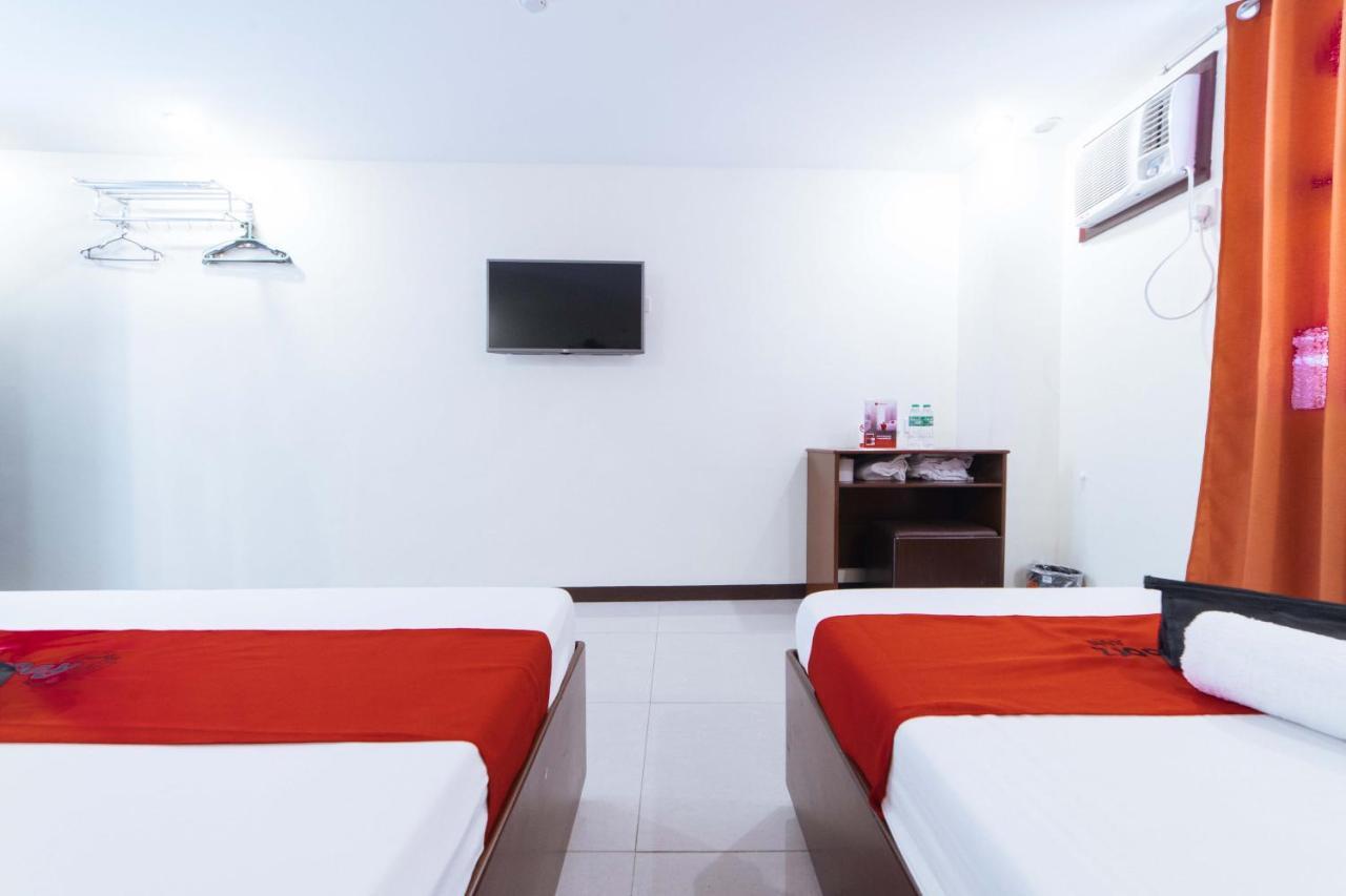 Reddoorz Near Victoria Mall Davao City מראה חיצוני תמונה