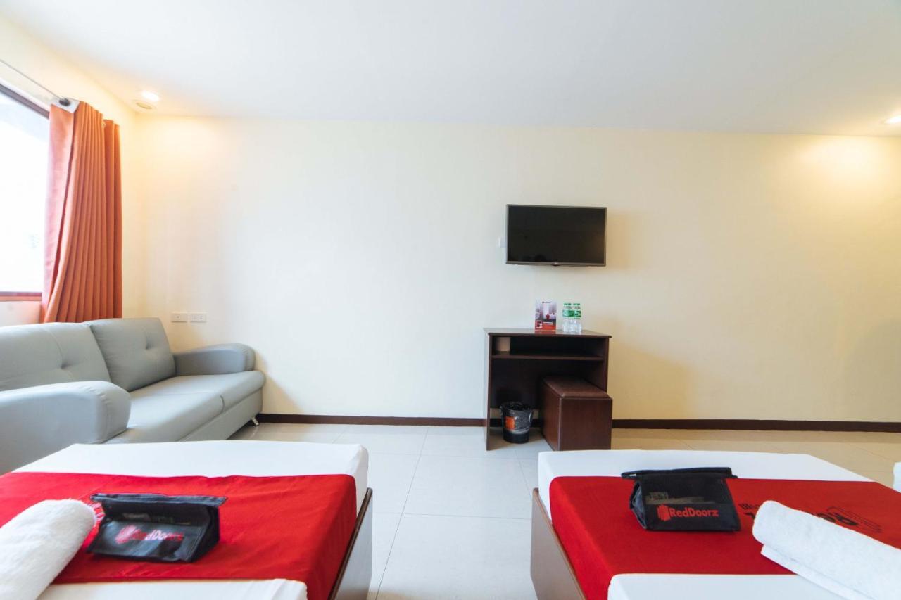 Reddoorz Near Victoria Mall Davao City מראה חיצוני תמונה