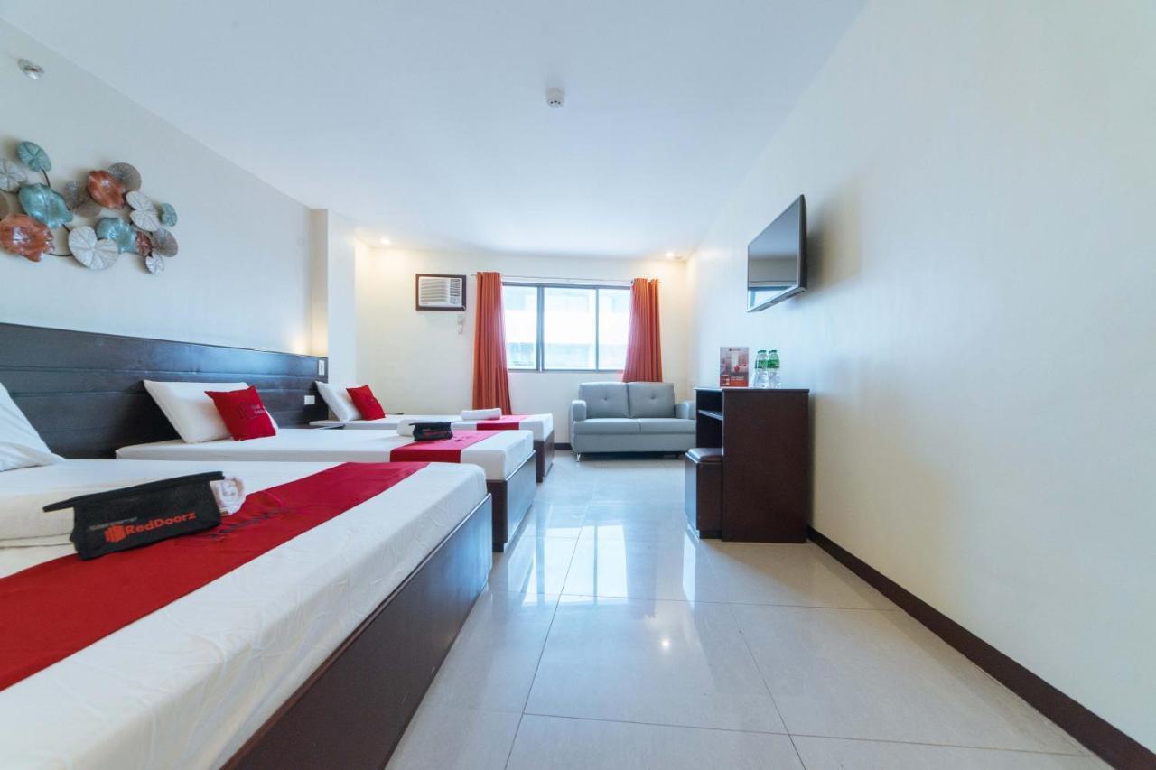 Reddoorz Near Victoria Mall Davao City מראה חיצוני תמונה