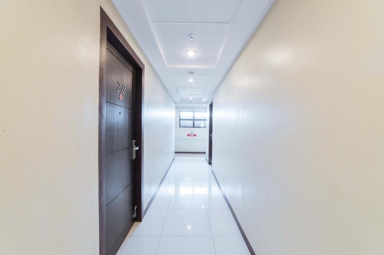 Reddoorz Near Victoria Mall Davao City מראה חיצוני תמונה