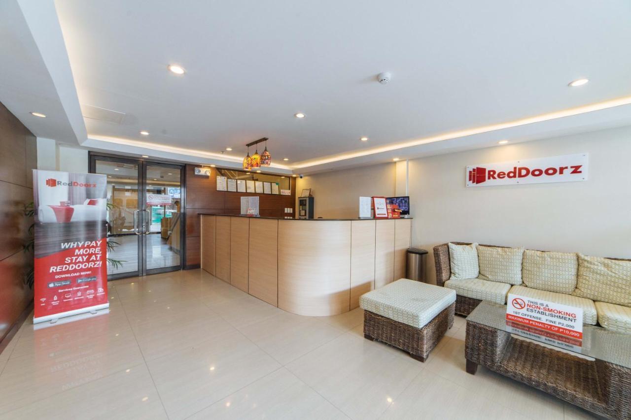 Reddoorz Near Victoria Mall Davao City מראה חיצוני תמונה